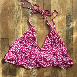 SHEIN Pink and White Leopard Print Crop Top